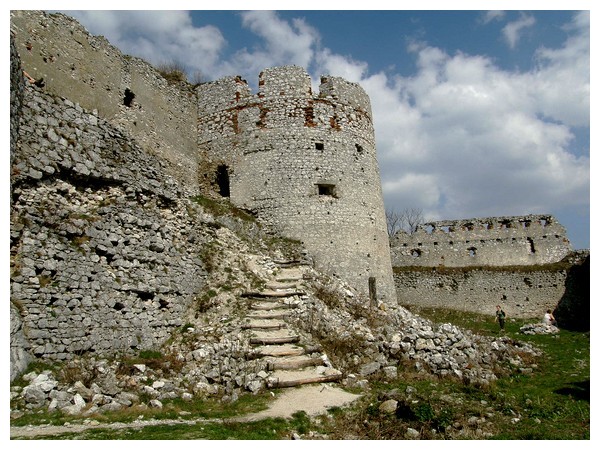 plaveckyhrad05.jpg