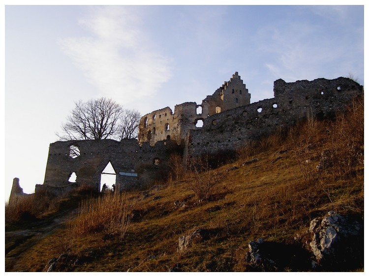 topolcanskyhrad01.jpg